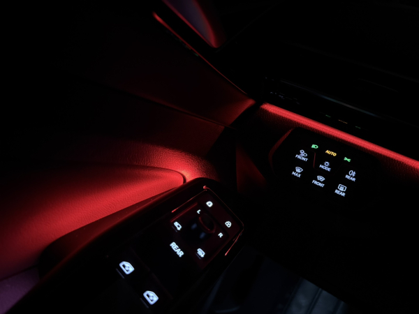 VOLKSWAGEN ID.5 Pro Performance